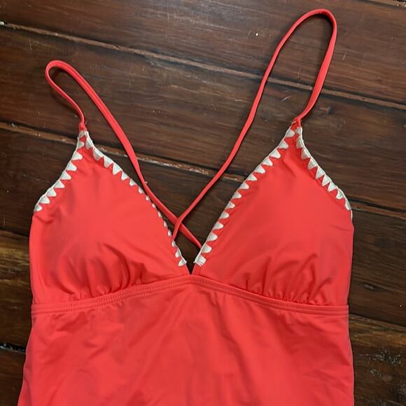 Lucky Brand triangle top embroidered edge lace up back one piece swim suit sz L - Picture 2 of 6
